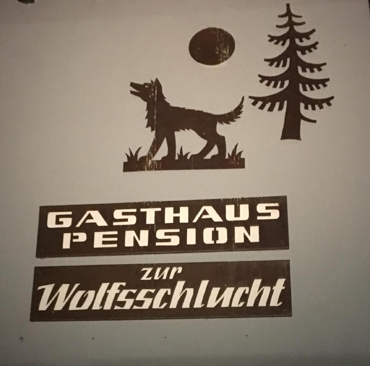 Готель Gasthaus Zur Wolfsschlucht Sugenheim Екстер'єр фото